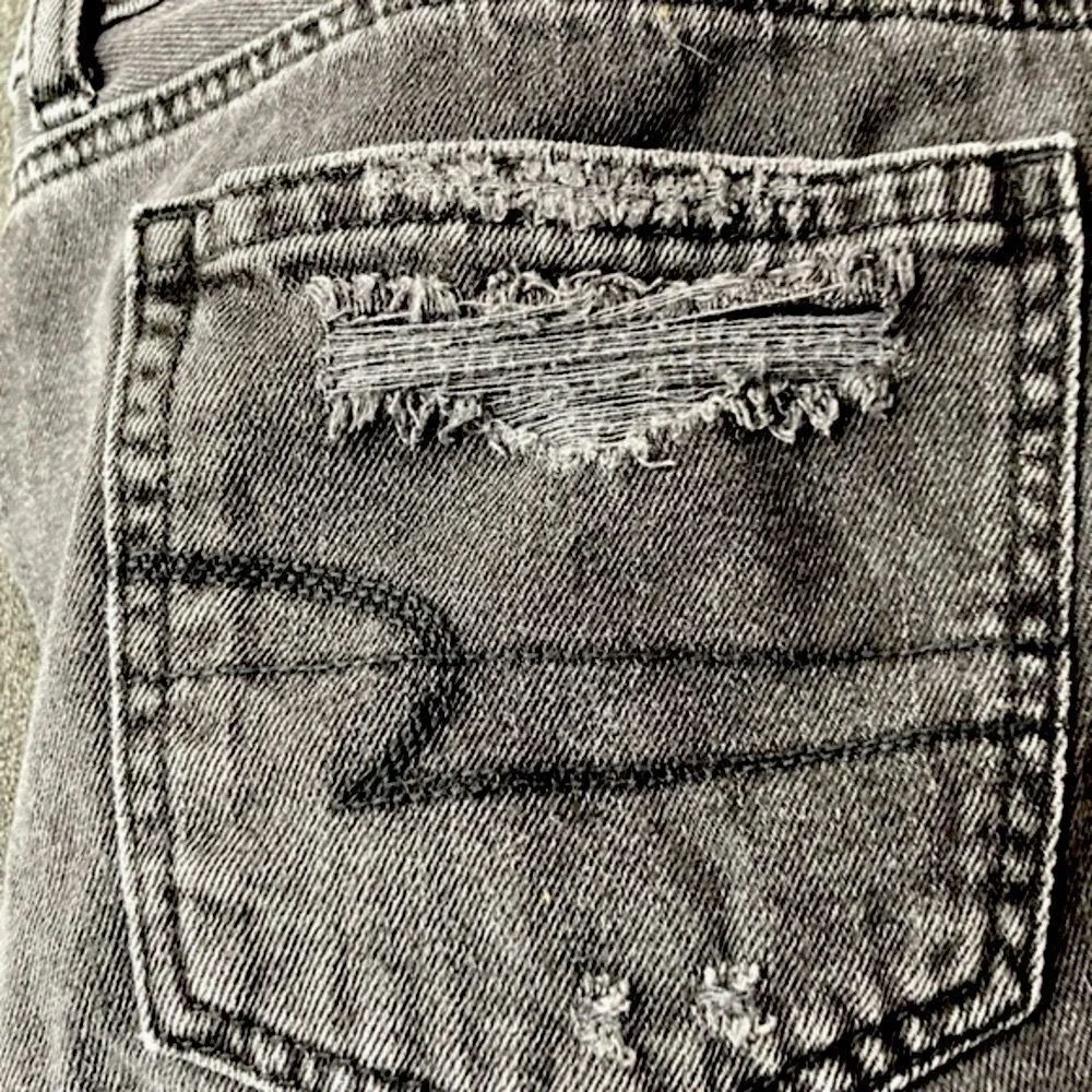 American Eagle Black Denim Mini Skirt distressed destroyed Button Fly‎ Size 8